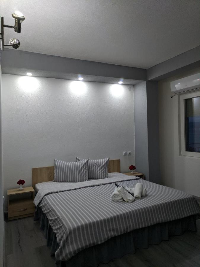 Ajkoski Apartments Пештани Экстерьер фото