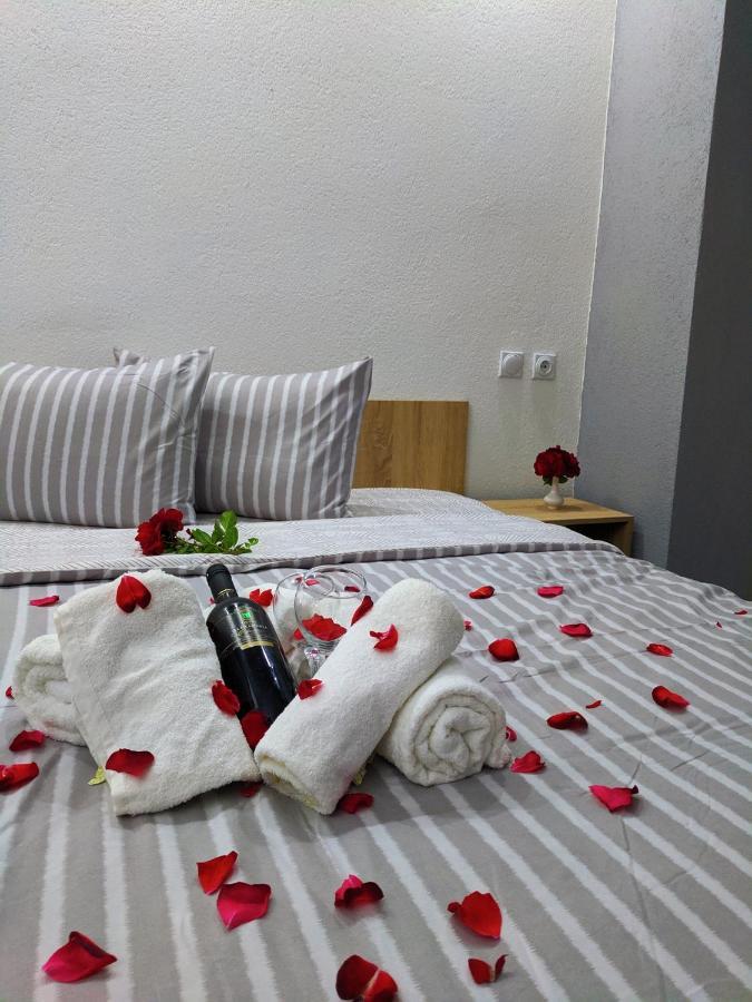 Ajkoski Apartments Пештани Экстерьер фото