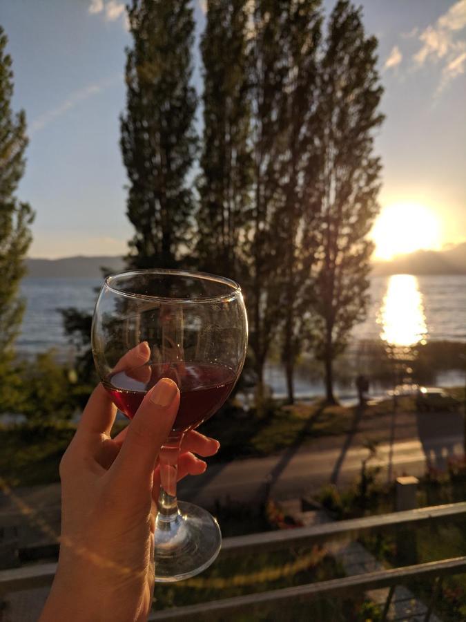 Ajkoski Apartments Пештани Экстерьер фото
