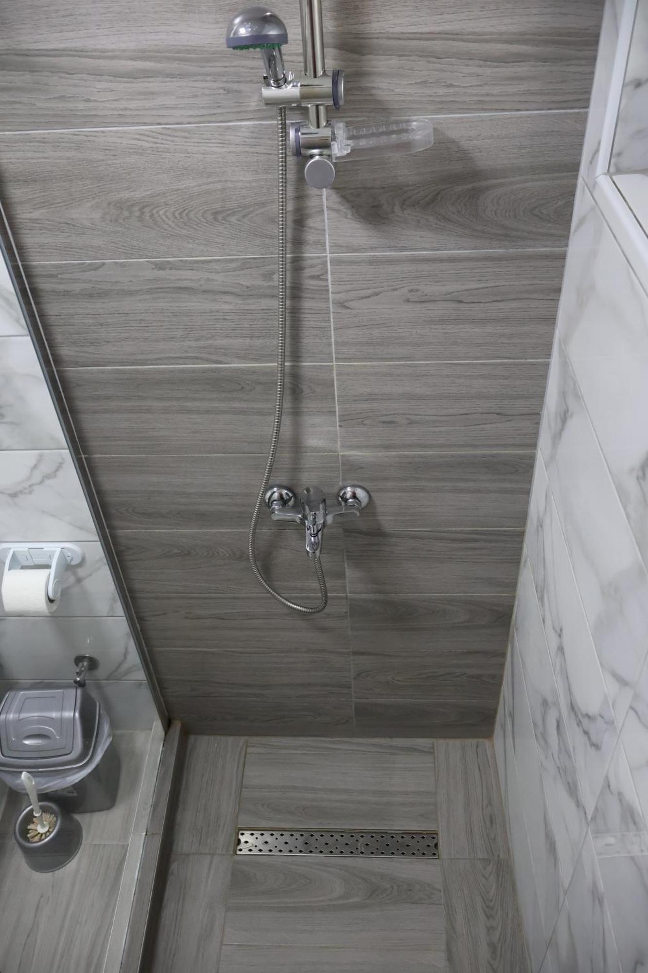 Ajkoski Apartments Пештани Экстерьер фото